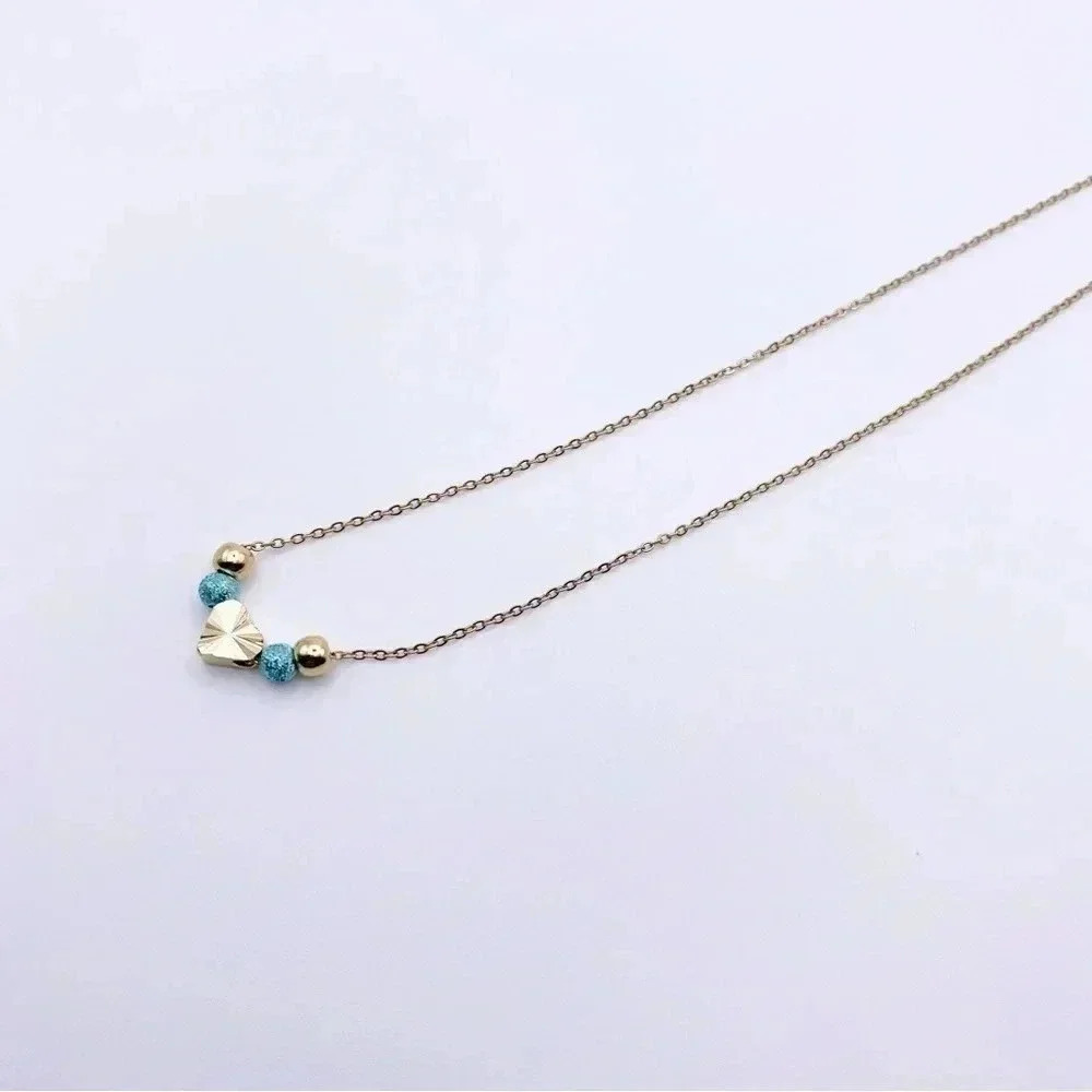 MINIMALIST Beads and Heart Necklace - Picture 6 of 8